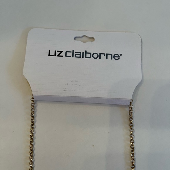 Cute Spring Necklace - Picture 3 of 4